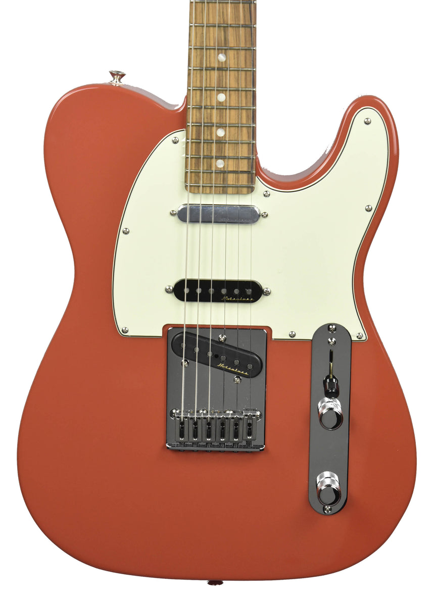 Fender Deluxe Nashville Telecaster in Fiesta Red MX21157136