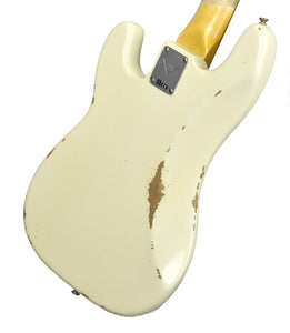 Fender Custom Shop 60 P Bass Relic in Super Faded Aged Olympic White CZ552356
