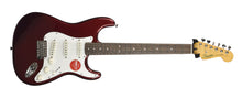 Squier Classic Vibe '60s Stratocaster in Candy Apple Red ISSB25001280