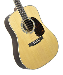 Martin D-35 Acoustic Guitar in Natural 2970106