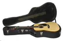 Martin D-18 Acoustic Guitar in Natural 2995264