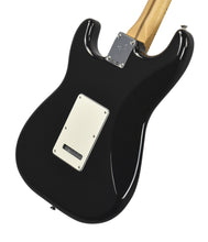 Fender Player II Stratocaster in Black MX25103527