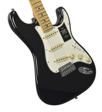Fender Player II Stratocaster in Black MX25103527