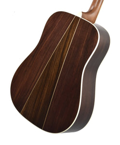 Martin D-35 Acoustic Guitar in Natural 2959474