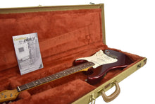 Used 1987 Fender American Vintage 1962 Stratocaster in Candy Apple Red V028984 - The Music Gallery