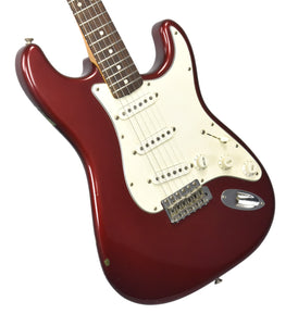 Used 1987 Fender American Vintage 1962 Stratocaster in Candy Apple Red V028984 - The Music Gallery