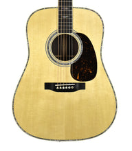 Martin D-41 Acoustic Guitar in Natural 2989244