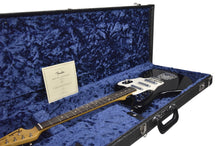 Fender Limited Edition Johnny Marr Signature Special Jaguar in Black V2560212