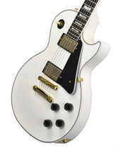 Gibson Custom Les Paul Custom in Alpine White w/Gold Hardware CS503661 - The Music Gallery