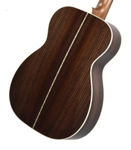 Martin 00-28 Acoustic Guitar in Natural 2999381