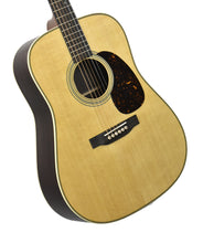 Martin HD-28 Acoustic Guitar in Natural 3002115