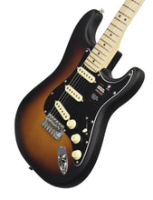 Fender Limited Edition American Performer Pine Stratocaster in 2-Color Sunburst US240019015