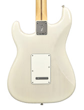Fender Player II Stratocaster in White Blonde MX25163484