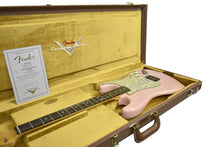 Fender Custom Shop Masterbuilt 63 Stratocaster Relic by Dennis Galuszka in Shell Pink R139328