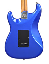 Fender American Ultra II Stratocaster in Noble Blue US240029734