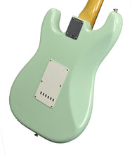 Fender American Vintage II 1961 Stratocaster in Surf Green V2602927