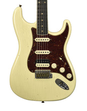 Fender Custom Shop Post Modern Stratocaster Journeyman Relic in Aged Vintage White 18360