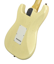 Fender Custom Shop Post Modern Stratocaster Journeyman Relic in Aged Vintage White 18360