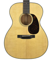 Martin 000-18 Acoustic Guitar in Natural 2909244