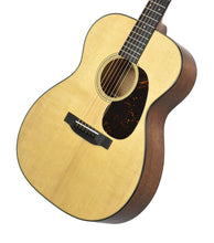 Martin 000-18 Acoustic Guitar in Natural 2909244