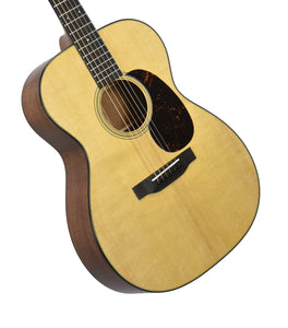 Martin 000-18 Acoustic Guitar in Natural 2909244