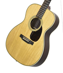 Martin D-28 Acoustic Guitar in Natural 2901040