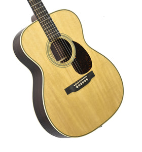 Martin D-28 Acoustic Guitar in Natural 2901040