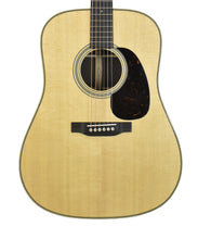 Martin Super HD-28 Acoustic Guitar in Natural 3080195