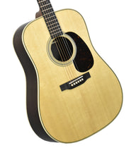 Martin Super HD-28 Acoustic Guitar in Natural 3080195