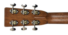 Martin HD-28 Acoustic Guitar in Natural 3068097