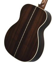 Martin OM-28 Acoustic Guitar in Natural 3080108