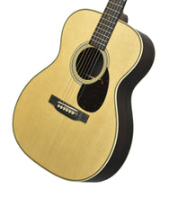 Martin OM-28 Acoustic Guitar in Natural 3080108