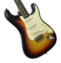 Fender Custom Shop 63 Stratocaster Journeyman Relic 3-Color Sunburst R134077