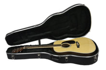 Martin D-35 Acoustic Guitar in Natural 2880351