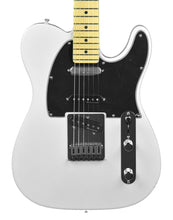 Fender Deluxe Nashville Telecaster in White Blonde MX19176683 - The Music Gallery