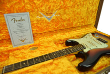 Fender Custom Shop 1963 Stratocaster Journeyman Relic Three Tone Sunburst R105050 - The Music Gallery