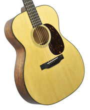 Martin 000-18 Acoustic Guitar in Natural 2588470