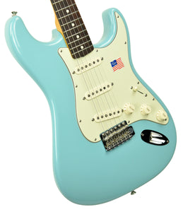 Used Fender American Vintage 1962 Stratocaster Reissue in Tropical Turquoise LE01661 - The Music Gallery