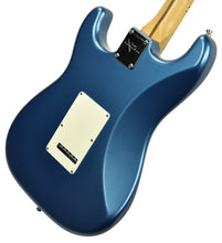 Used Fender Custom Shop Custom Classic Stratocaster Lake Placid Blue CZ511998 - The Music Gallery