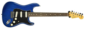 Used Fender Custom Shop Custom Deluxe Stratocaster in Sapphire Blue Trans R61895 - The Music Gallery