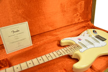 Used 2020 Fender Yngwie Malmsteen Stratocaster® in Vintage White US20044381 - The Music Gallery
