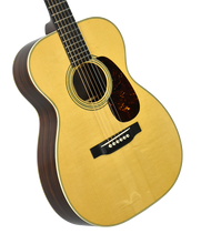 Used 2014 Martin Custom Shop 00-28 Acoustic Guitar in Natural 1887288 - The Music Gallery