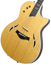 Used 2012 Taylor T5C Spruce Top Acoustic-Electric in Natural 1103202121 - The Music Gallery